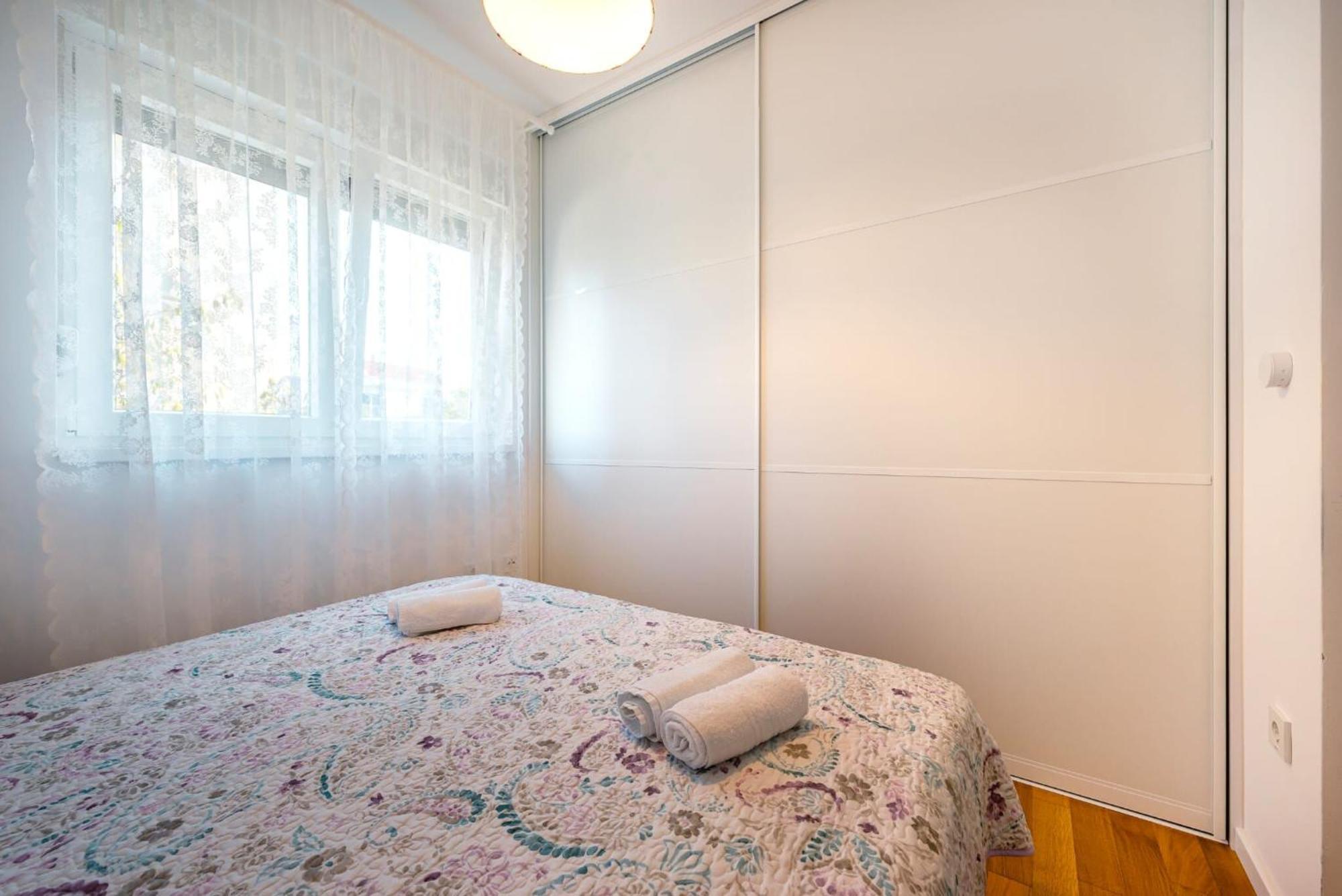Apartment Apartman Mia Brodarica  Exterior photo